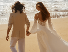 Header of a blog about boho wedding dresses