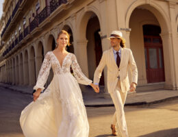 Stunning lace wedding dress with long sleeves